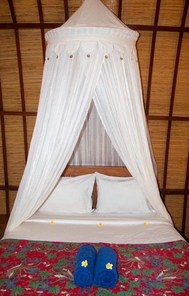 Villa Rika Gili Trawangan Exterior photo