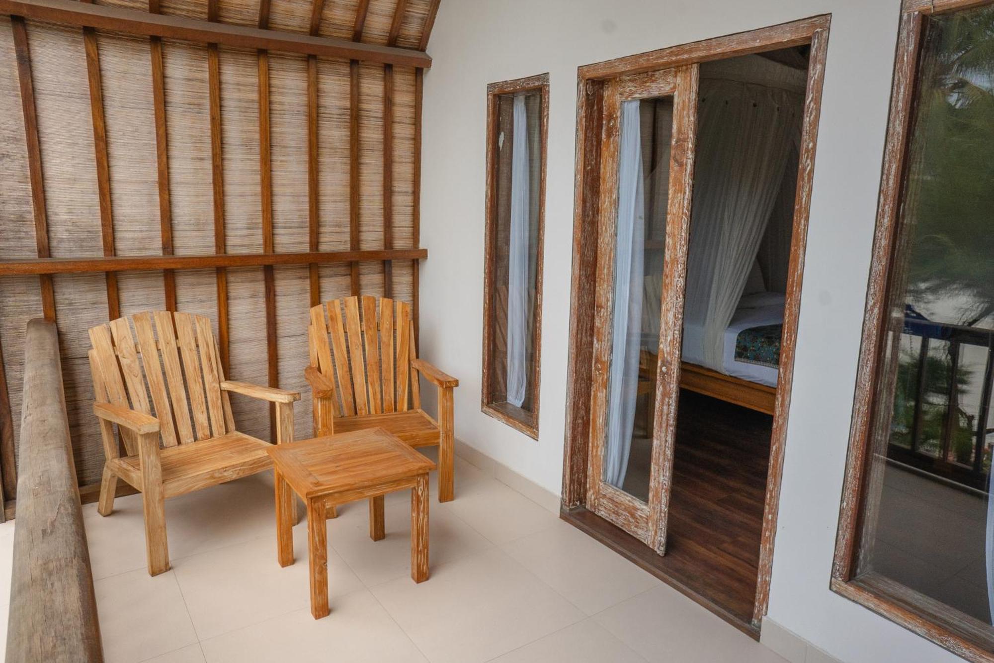 Villa Rika Gili Trawangan Exterior photo