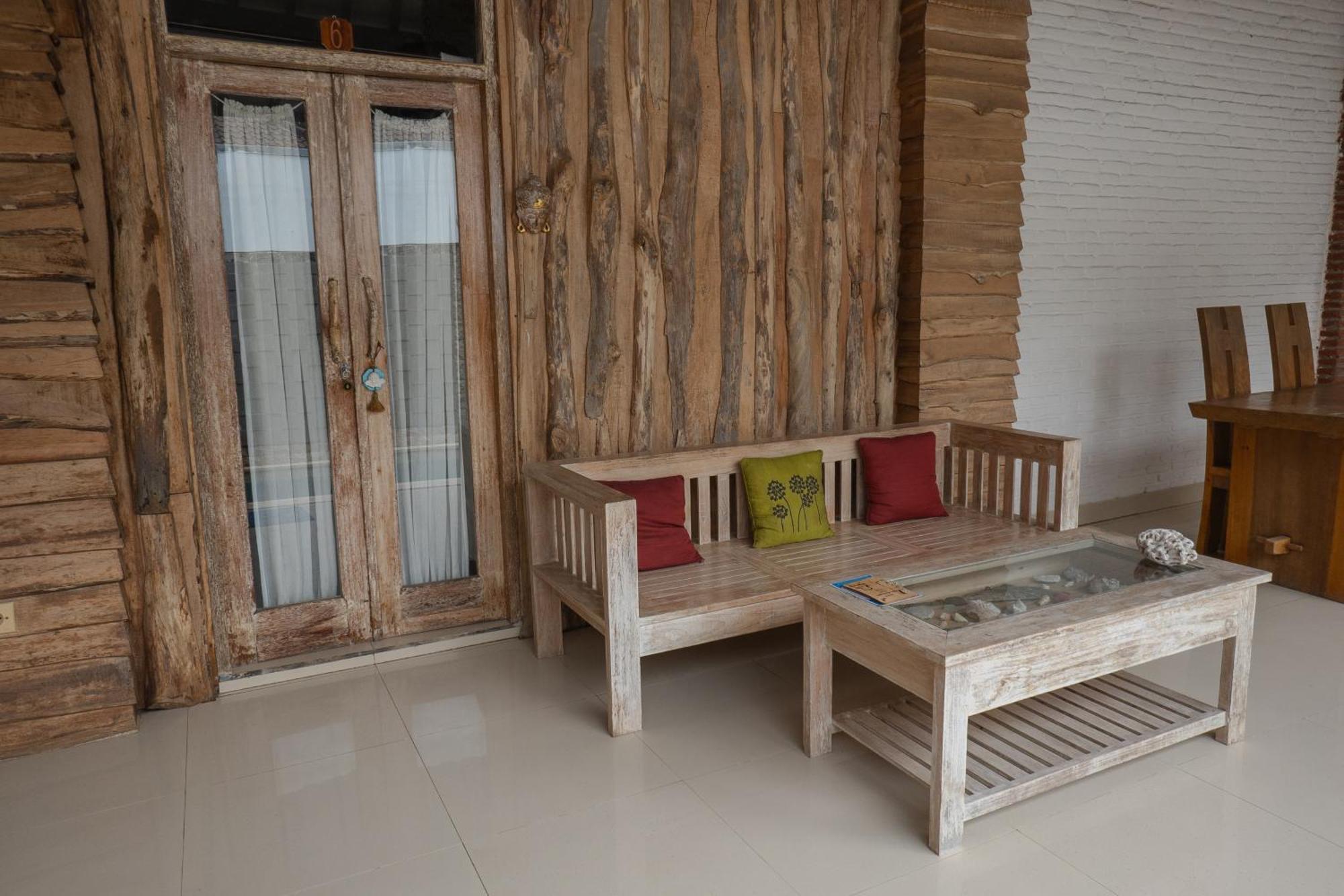 Villa Rika Gili Trawangan Exterior photo