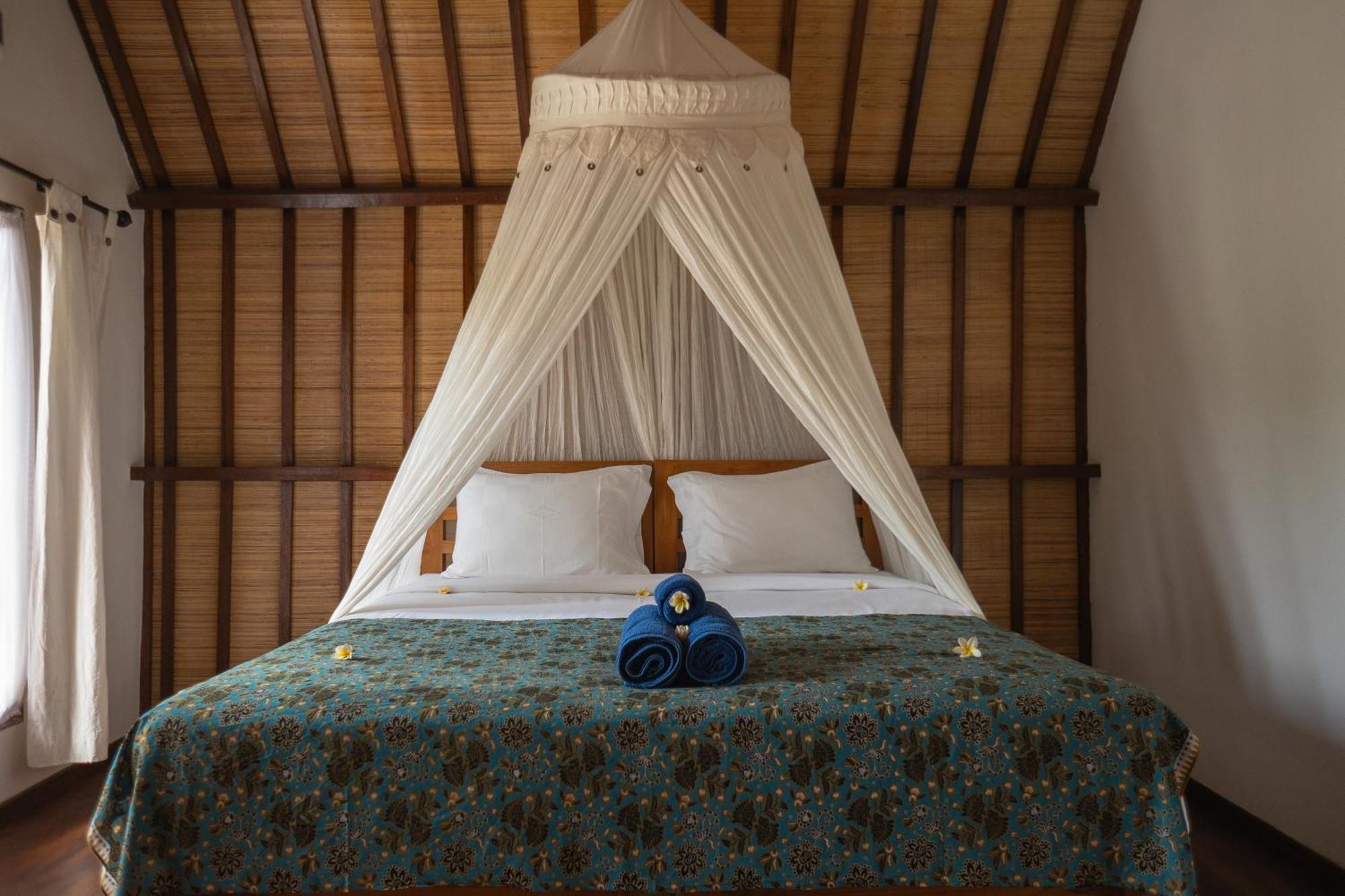 Villa Rika Gili Trawangan Exterior photo